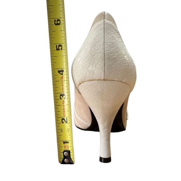 Kenneth Cole Reaction Hanna Stasia Ivory Round Toe Pump Women’s Size 10M - Picture 8 of 10
